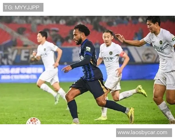 三镇角球战术奏效卡迪斯后点头球破门助球队1-0领先浙江 三镇角球战术奏效卡迪斯后点头球破门助球队1-0领先浙江